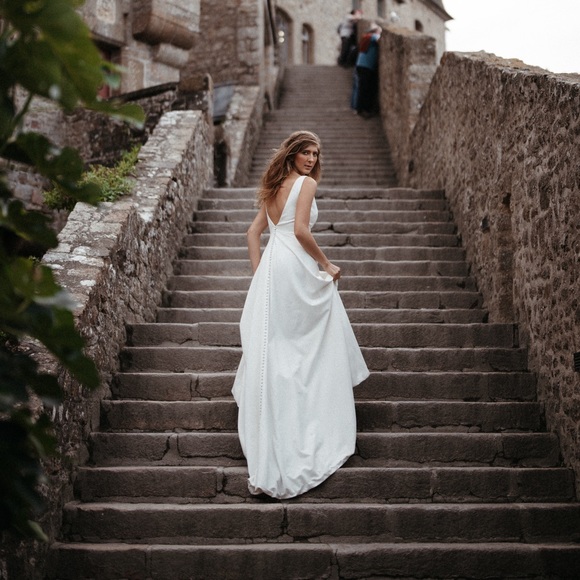 Wedding dress